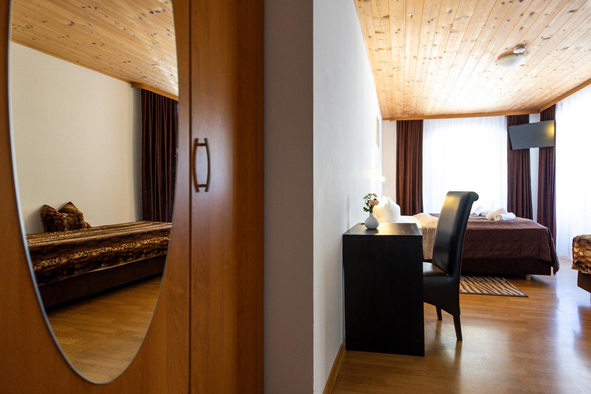Gasthof Durigon Ramingstein Номер фото